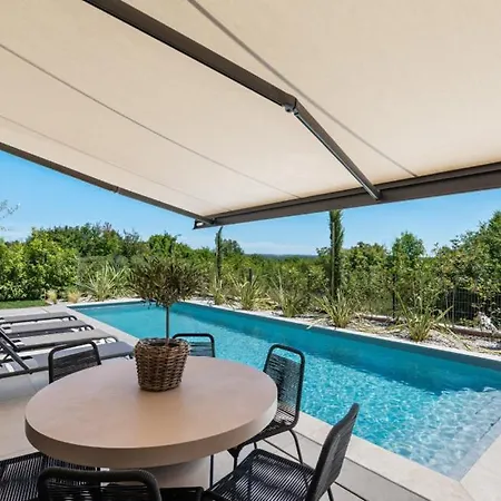 Flores By Guide Frata