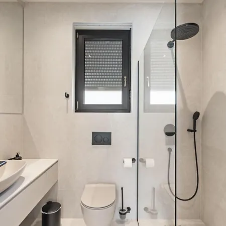 Villa Flores By Guide *