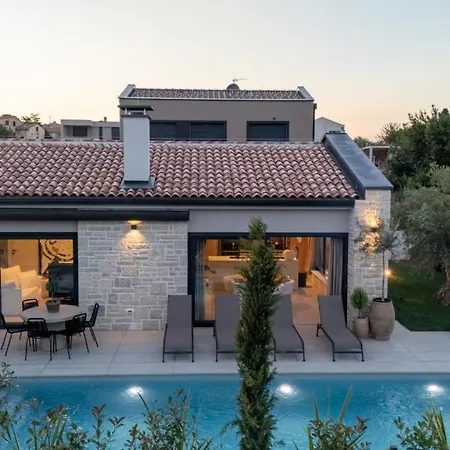 Flores By Guide Frata