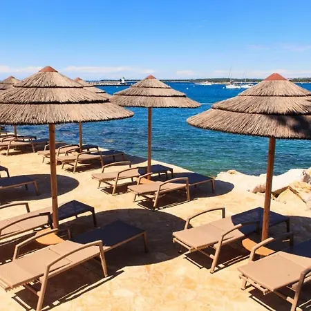 Villa Flores By Guide Frata