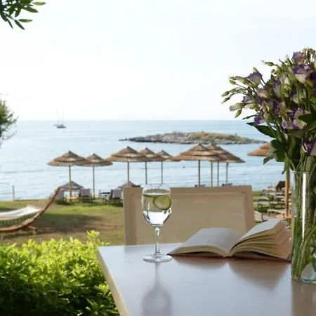 Flores By Guide Villa Frata