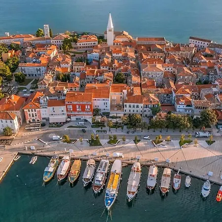 Flores By Guide Villa Frata